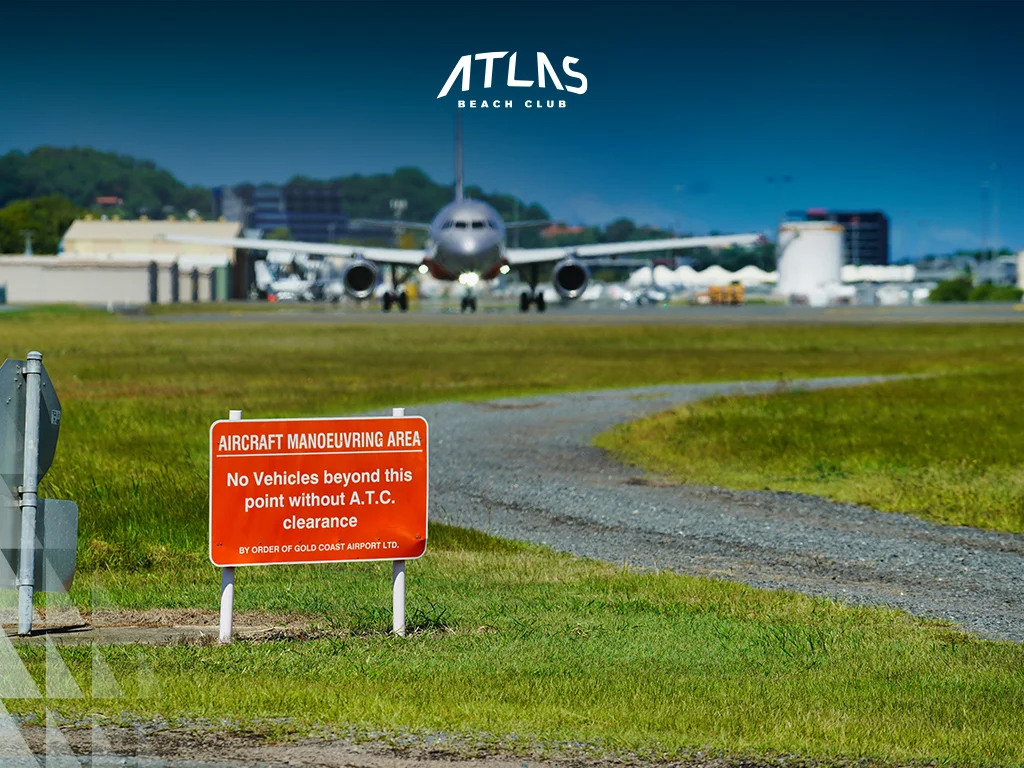 Gold coast, plane, airport, sign
